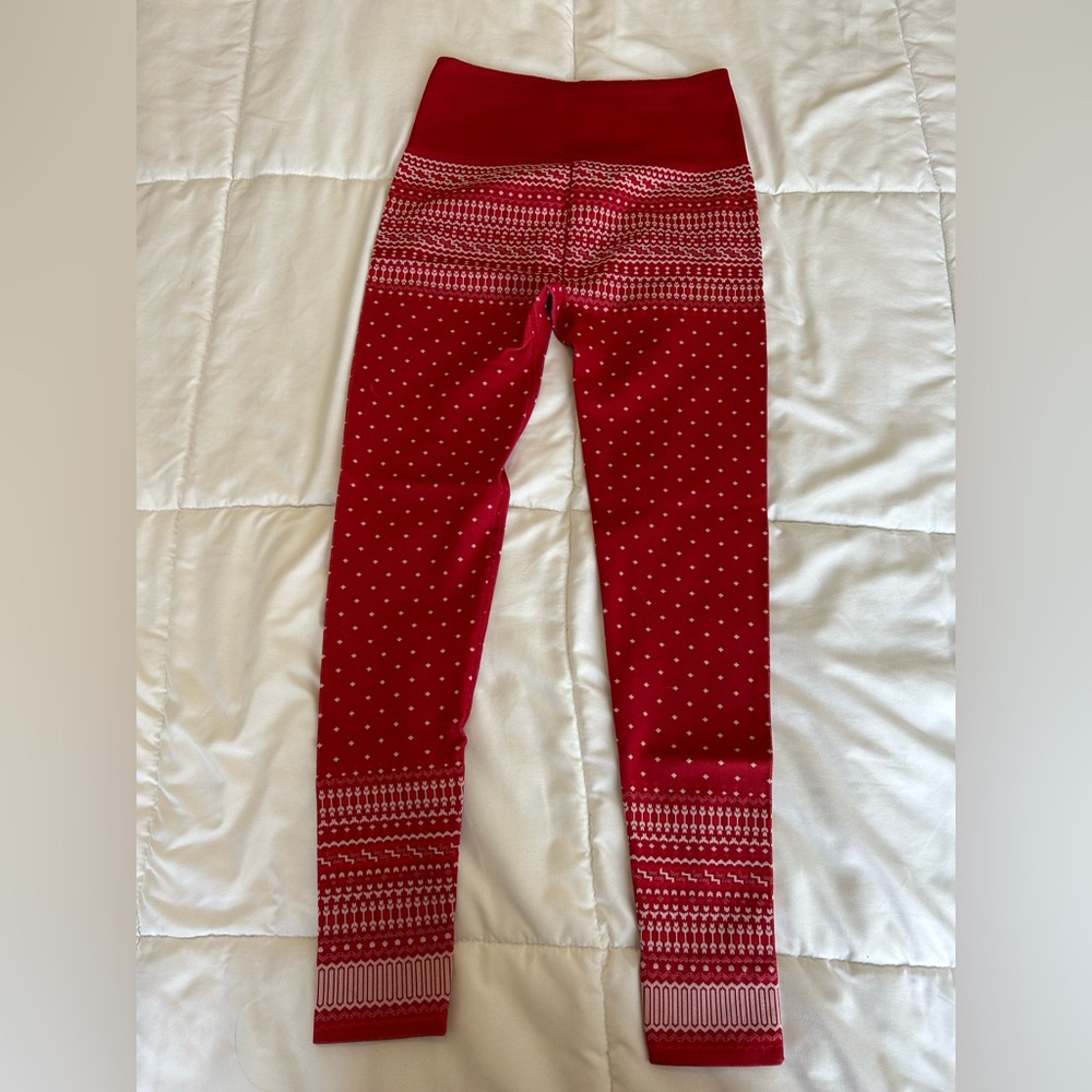 Fabletics Holiday Activewear Set - image 4